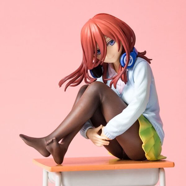 The Quintessential Quintuplets Miku Nakano 19cm Figure Figur Toy - Image 6